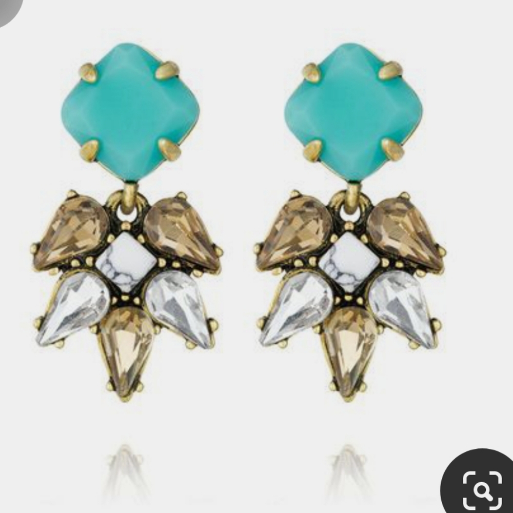 Chloe + Isabel Sedona Drop Post Earrings